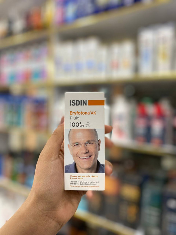 خرید کرم ضد آفتاب آقایان ایزدین