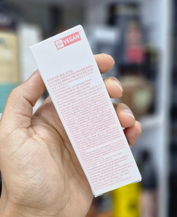 کرم ضدآفتاب ضدچروک و ویتامینه توکوبو