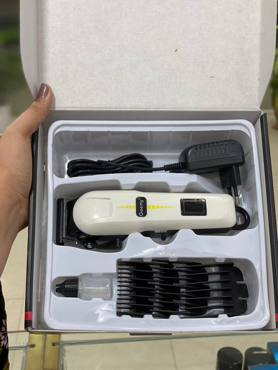 ماشین اصلاح سر و صورت جیمی مدل GM-6008 باآداپتور اصل