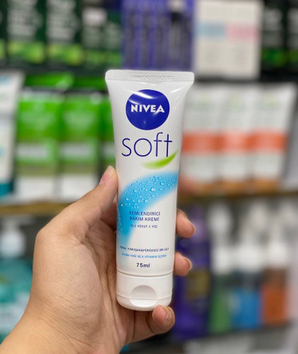 کرم نرم کننده و آبرسان نیوآ مدل سافت